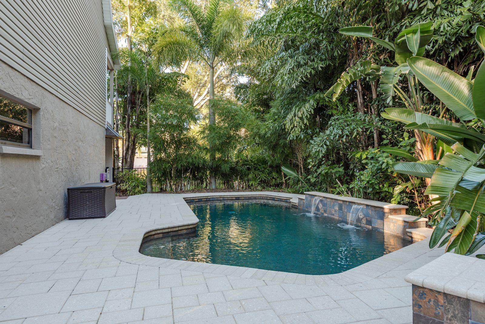 Image 22 of 88 For 758 Claudia