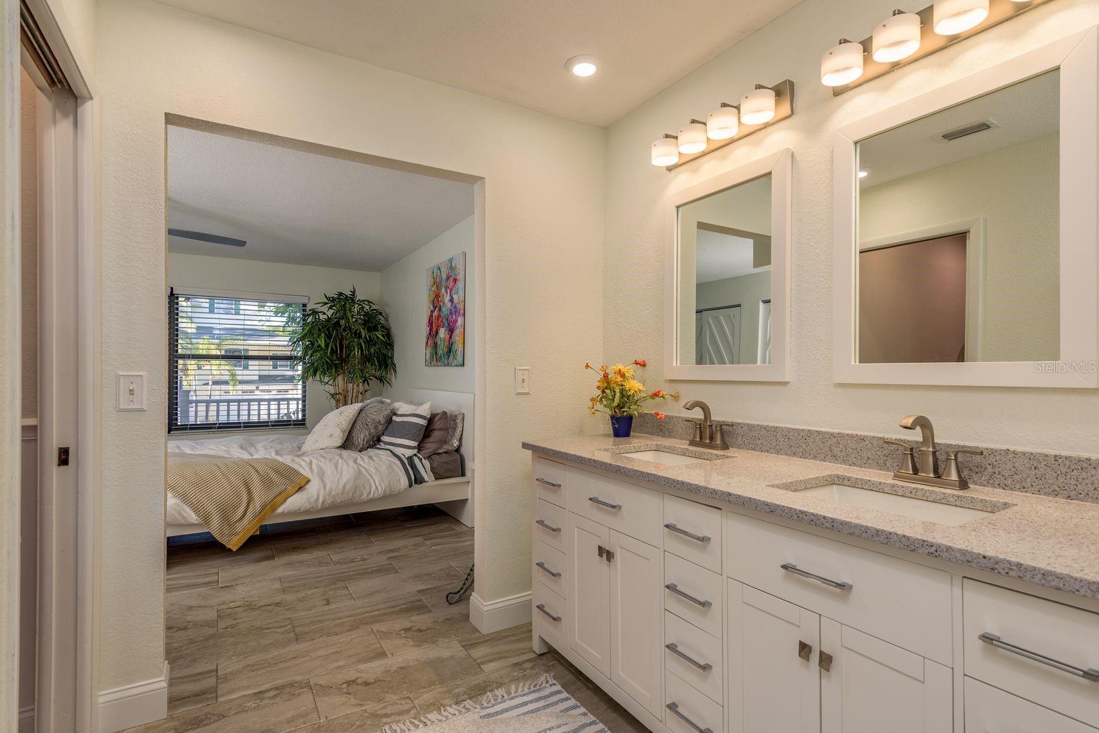 Image 35 of 88 For 758 Claudia