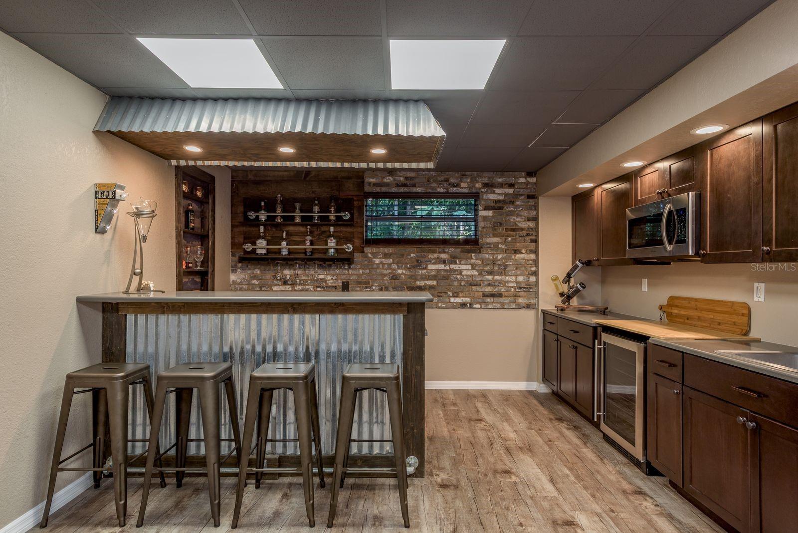 Image 55 of 88 For 758 Claudia