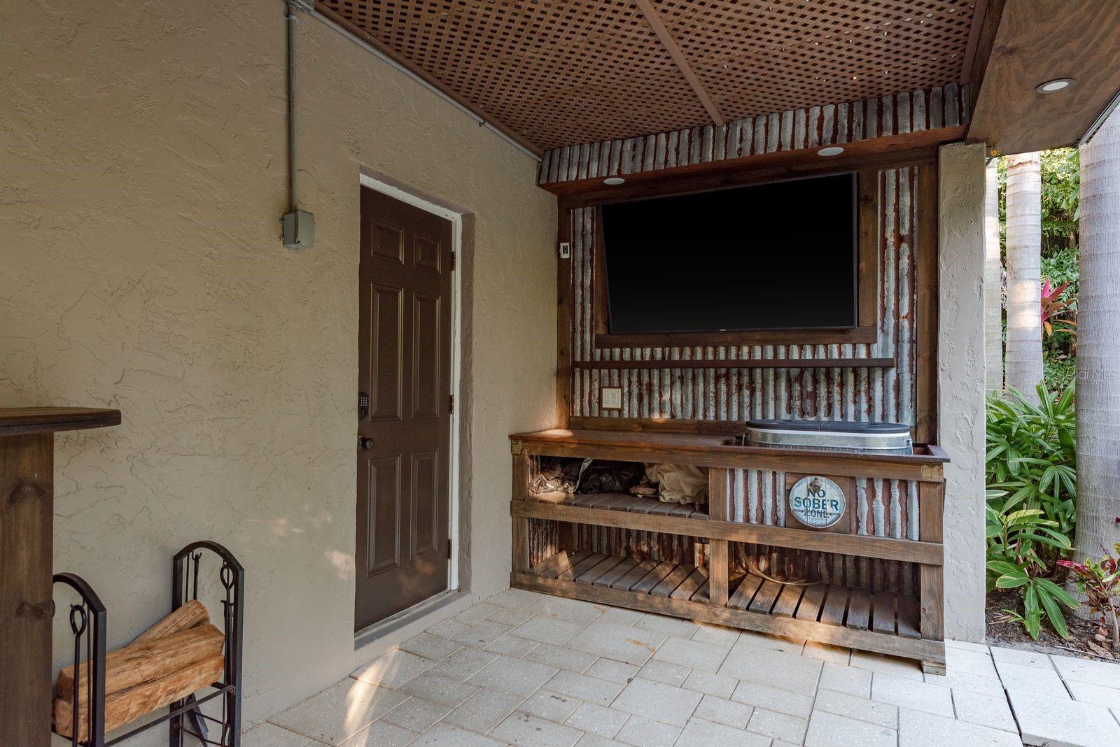 Image 64 of 88 For 758 Claudia