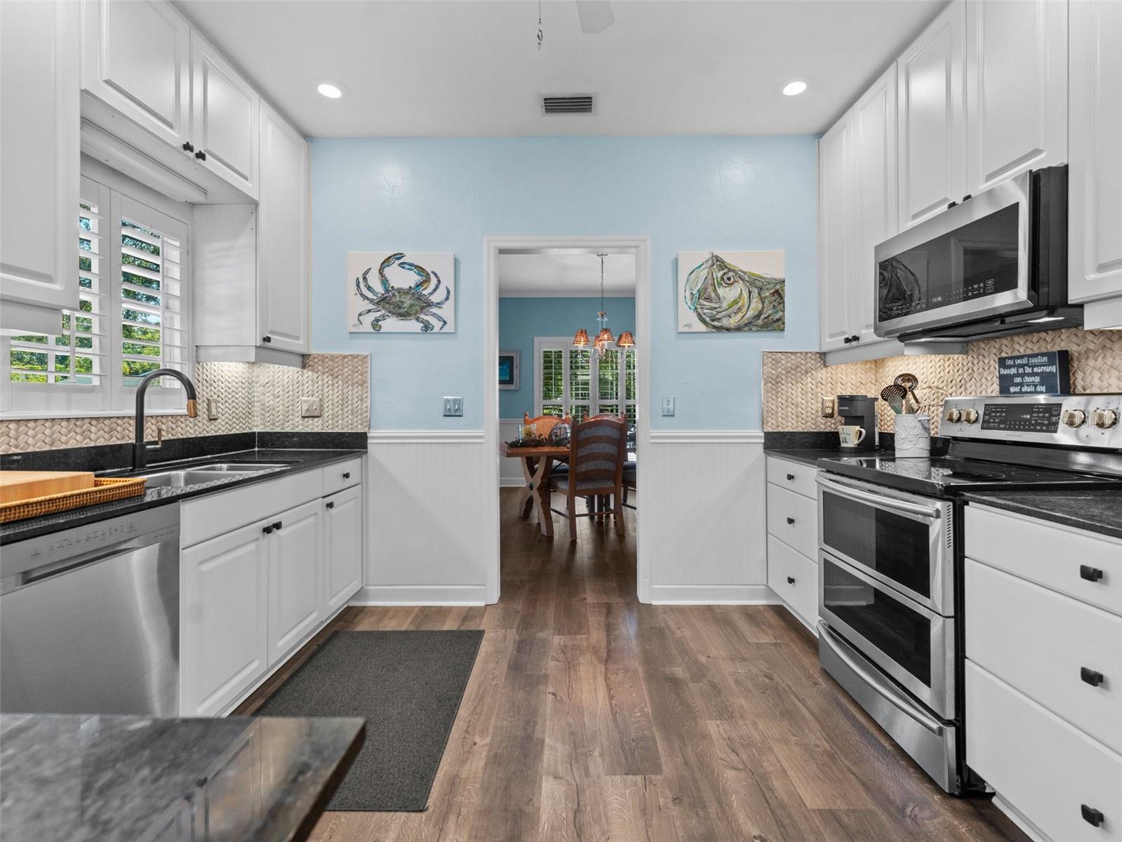 Image 10 of 42 For 4001 Leona Street