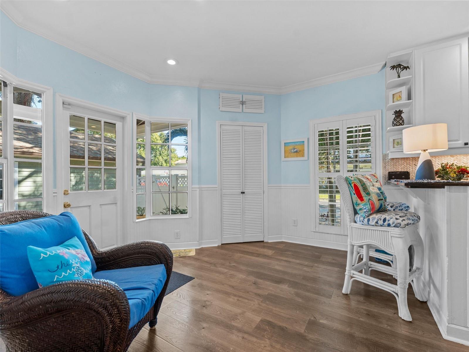 Image 12 of 42 For 4001 Leona Street