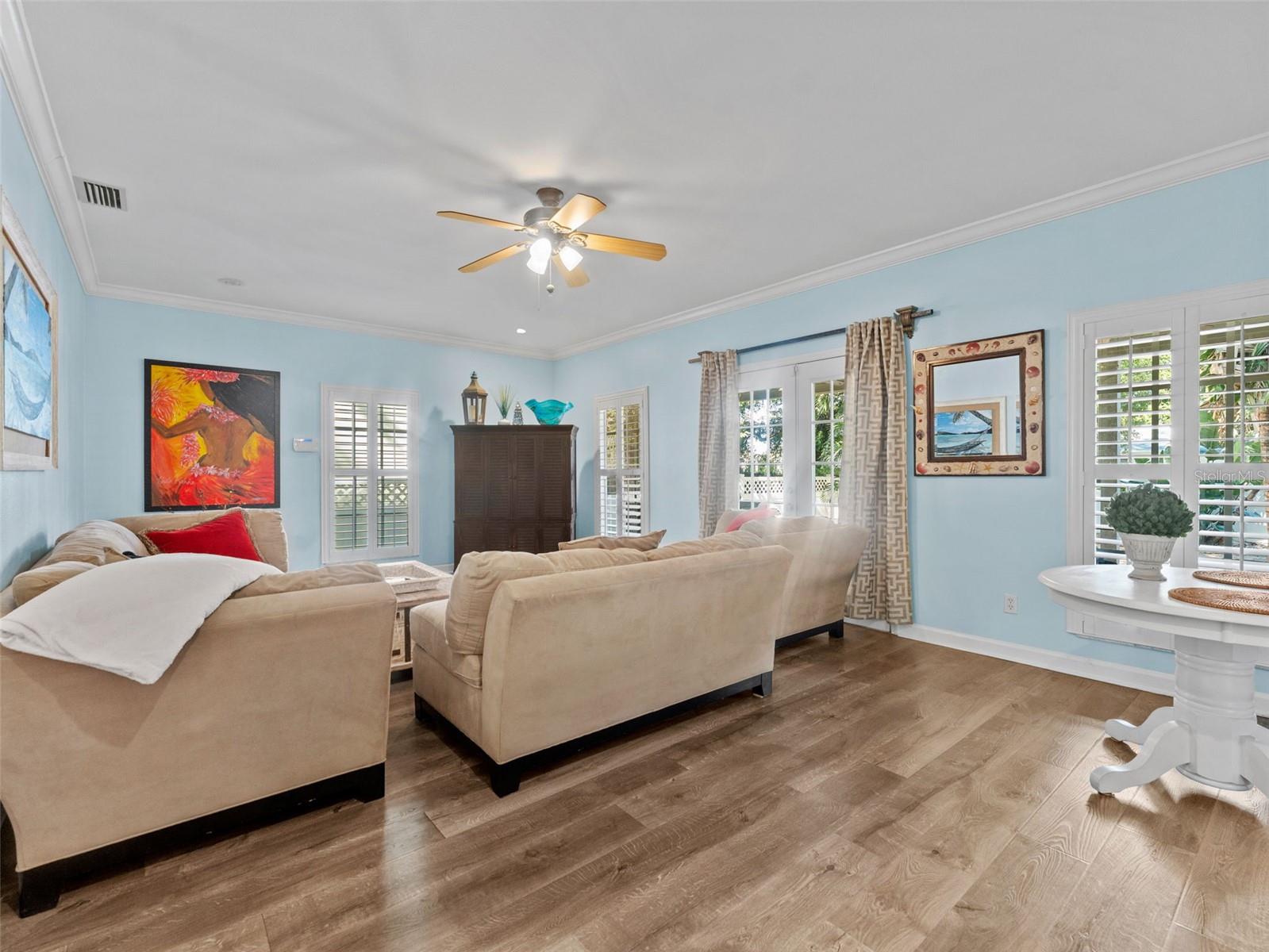 Image 13 of 42 For 4001 Leona Street