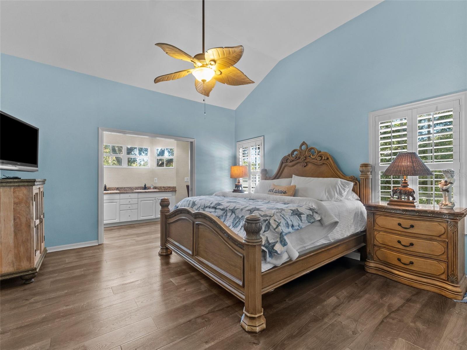 Image 20 of 42 For 4001 Leona Street