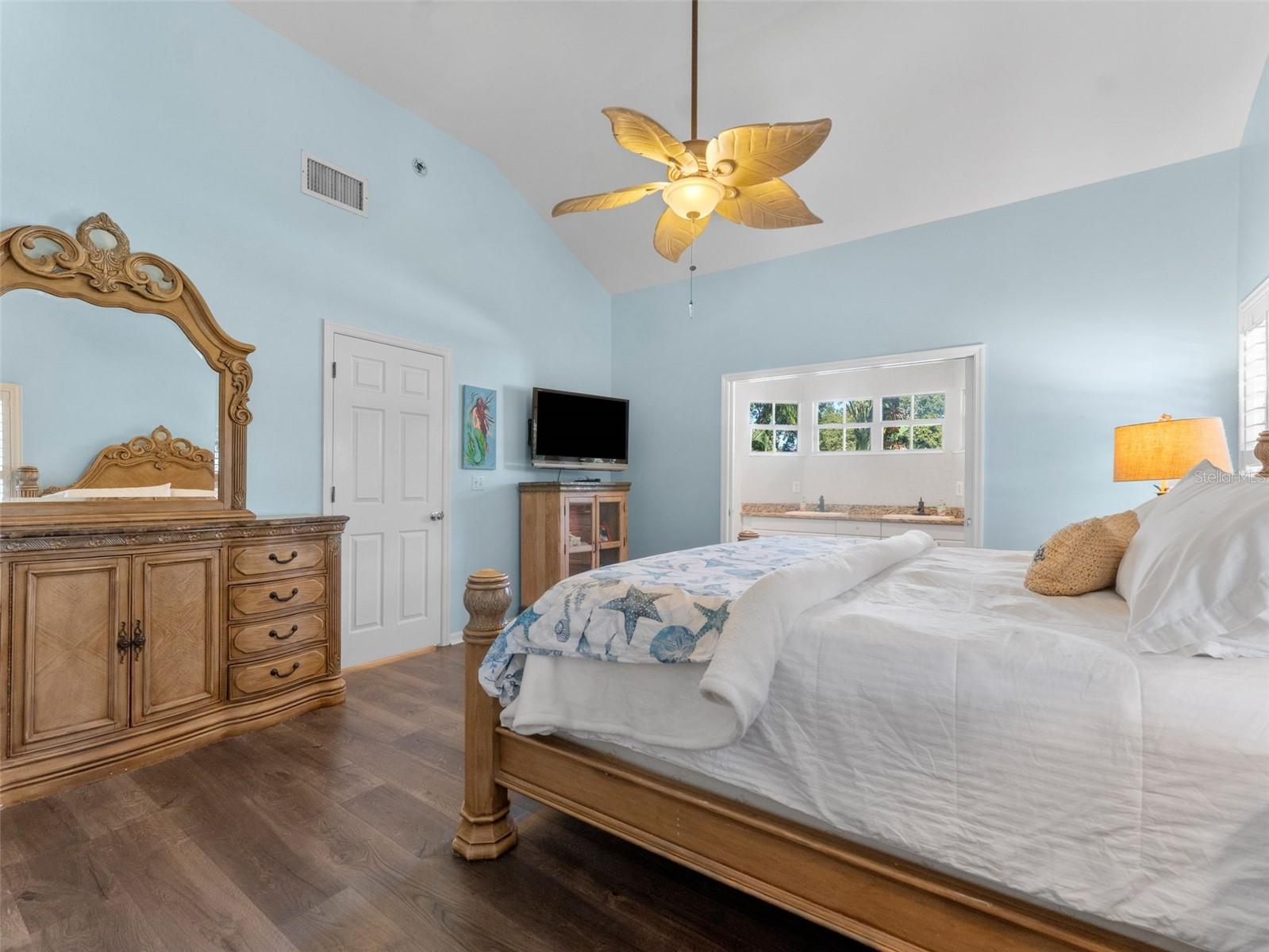 Image 21 of 42 For 4001 Leona Street