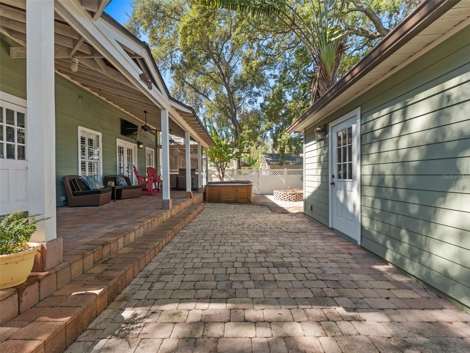 Image 35 of 42 For 4001 Leona Street