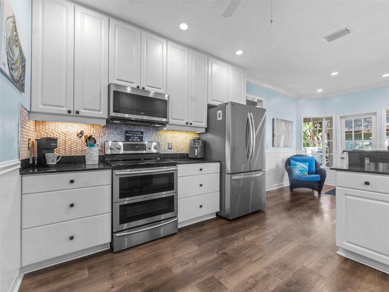 Image 8 of 42 For 4001 Leona Street