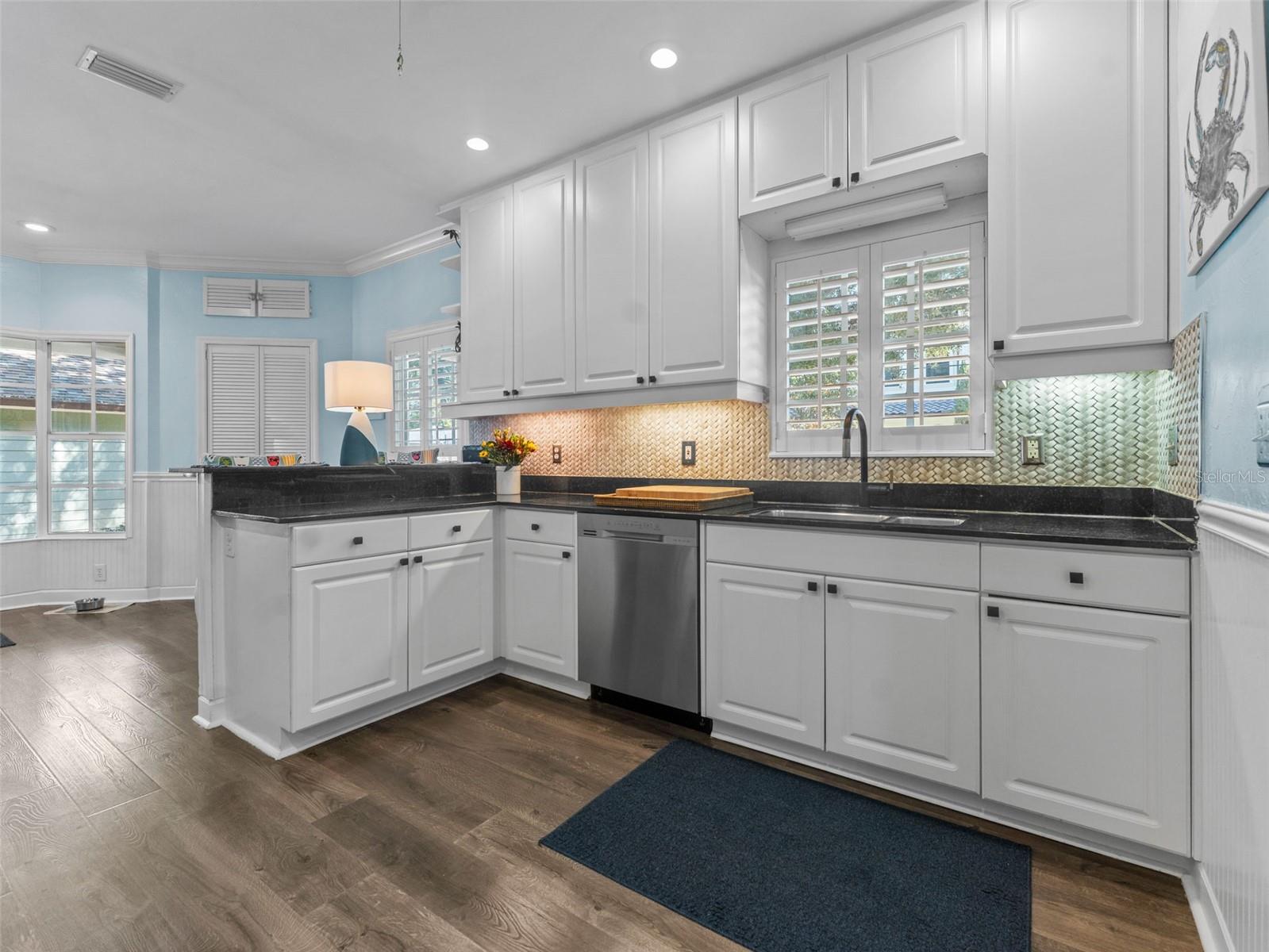 Image 9 of 42 For 4001 Leona Street