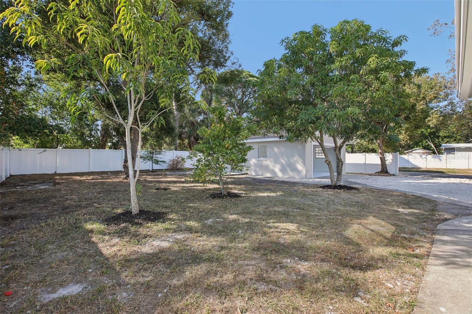 Image 31 of 33 For 4116 Iowa Avenue