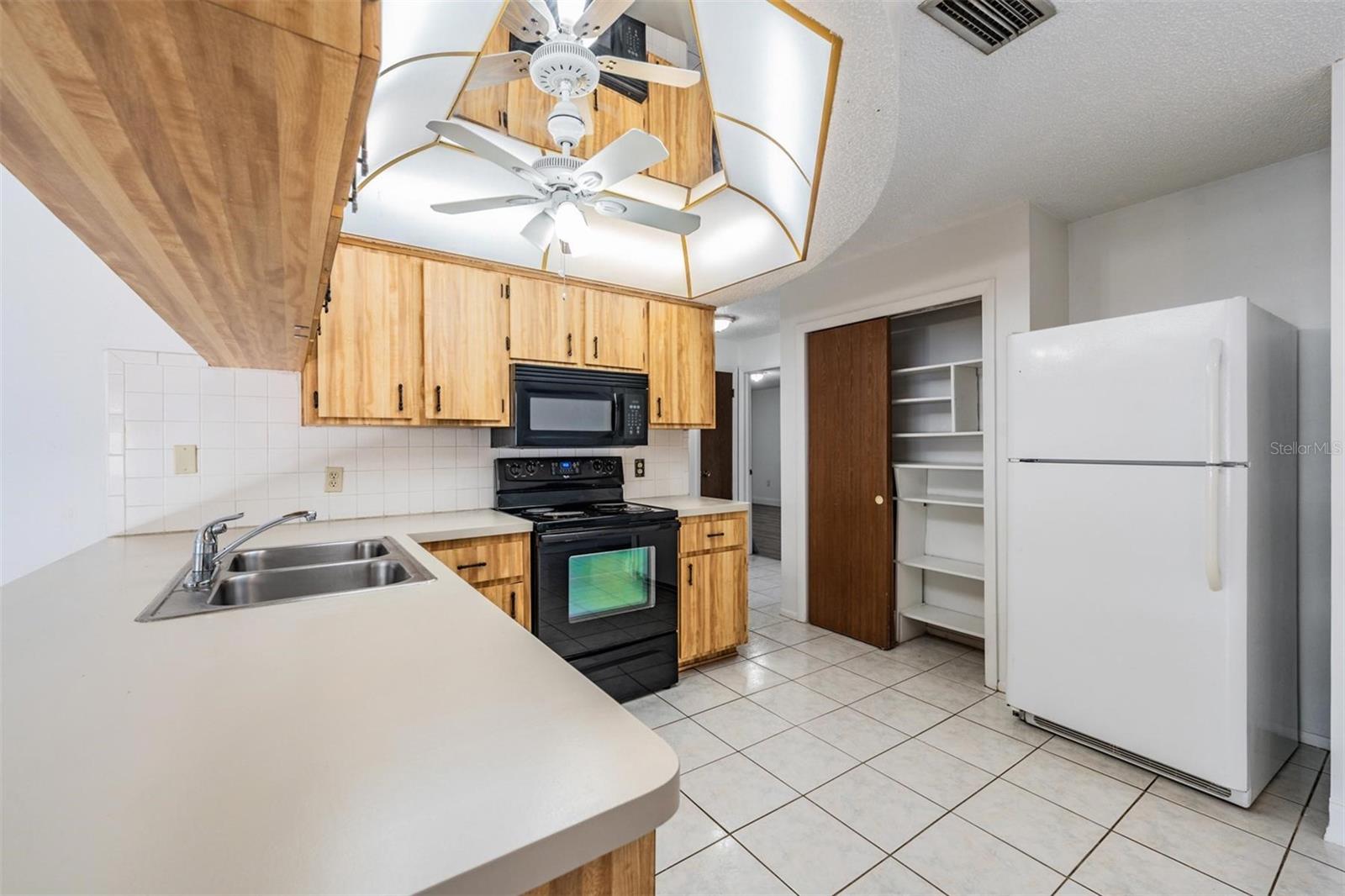 Image 14 of 35 For 6204 Langston Avenue