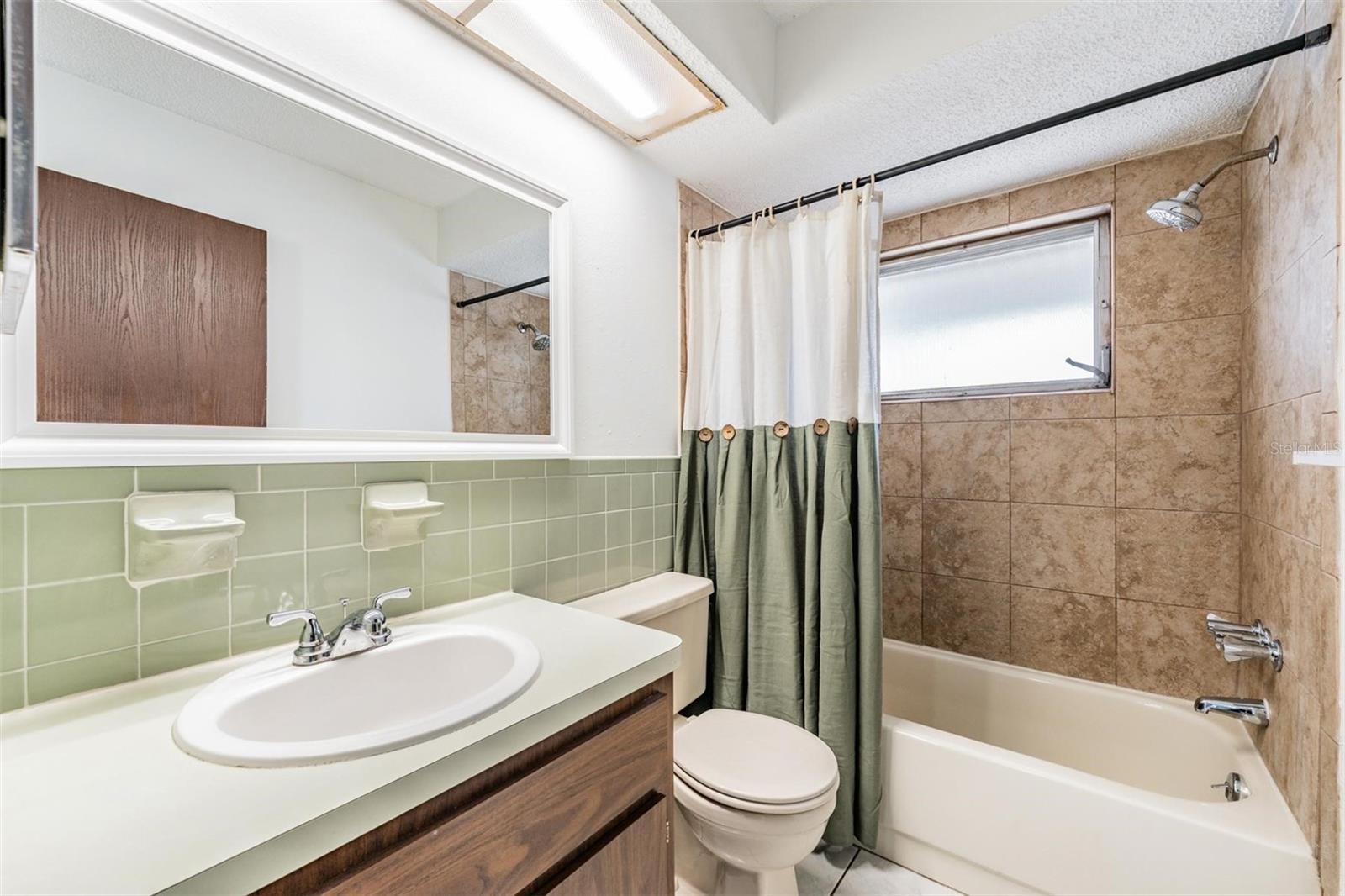 Image 24 of 35 For 6204 Langston Avenue