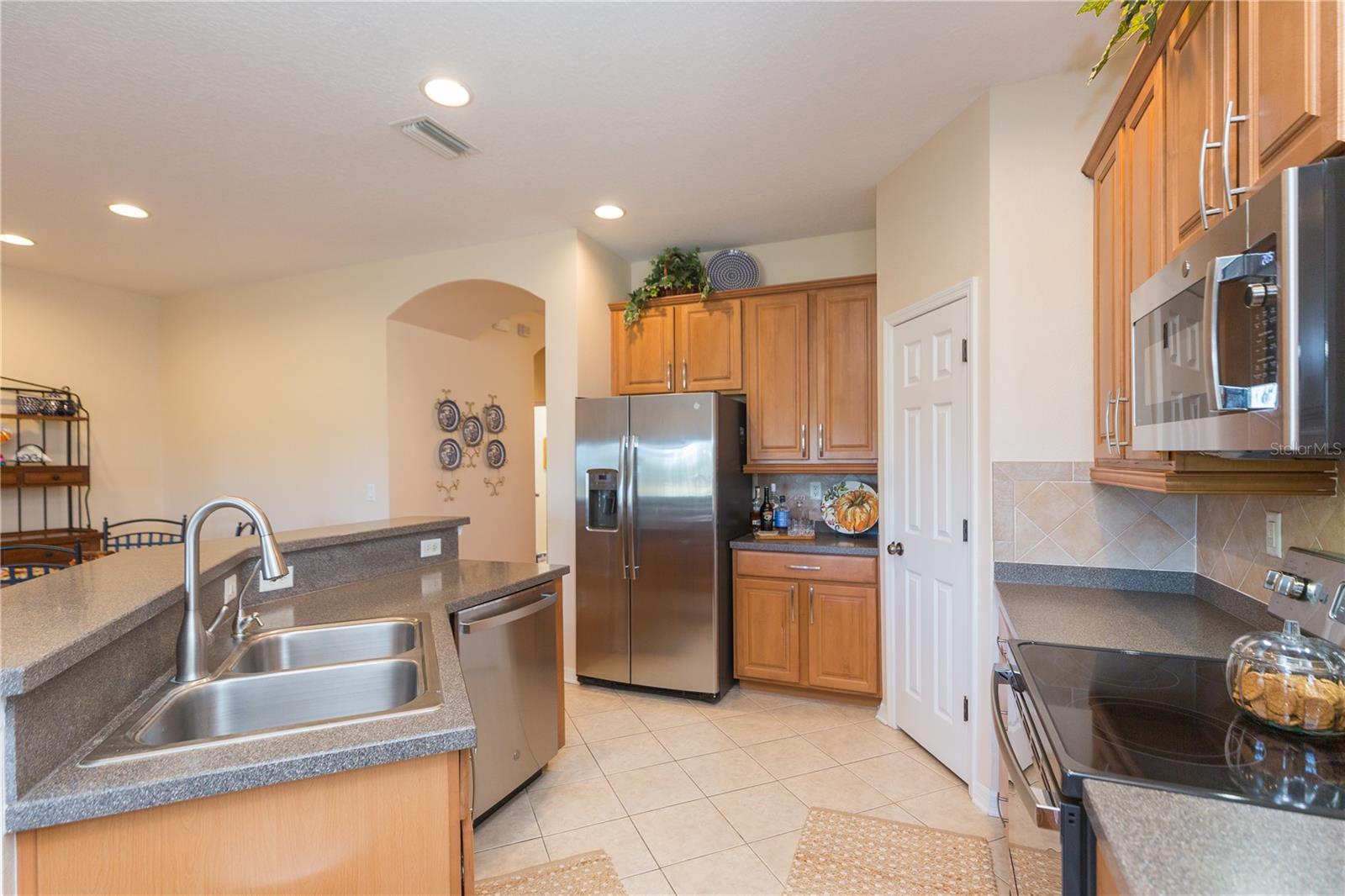 Image 12 of 57 For 2816 Graphite Court