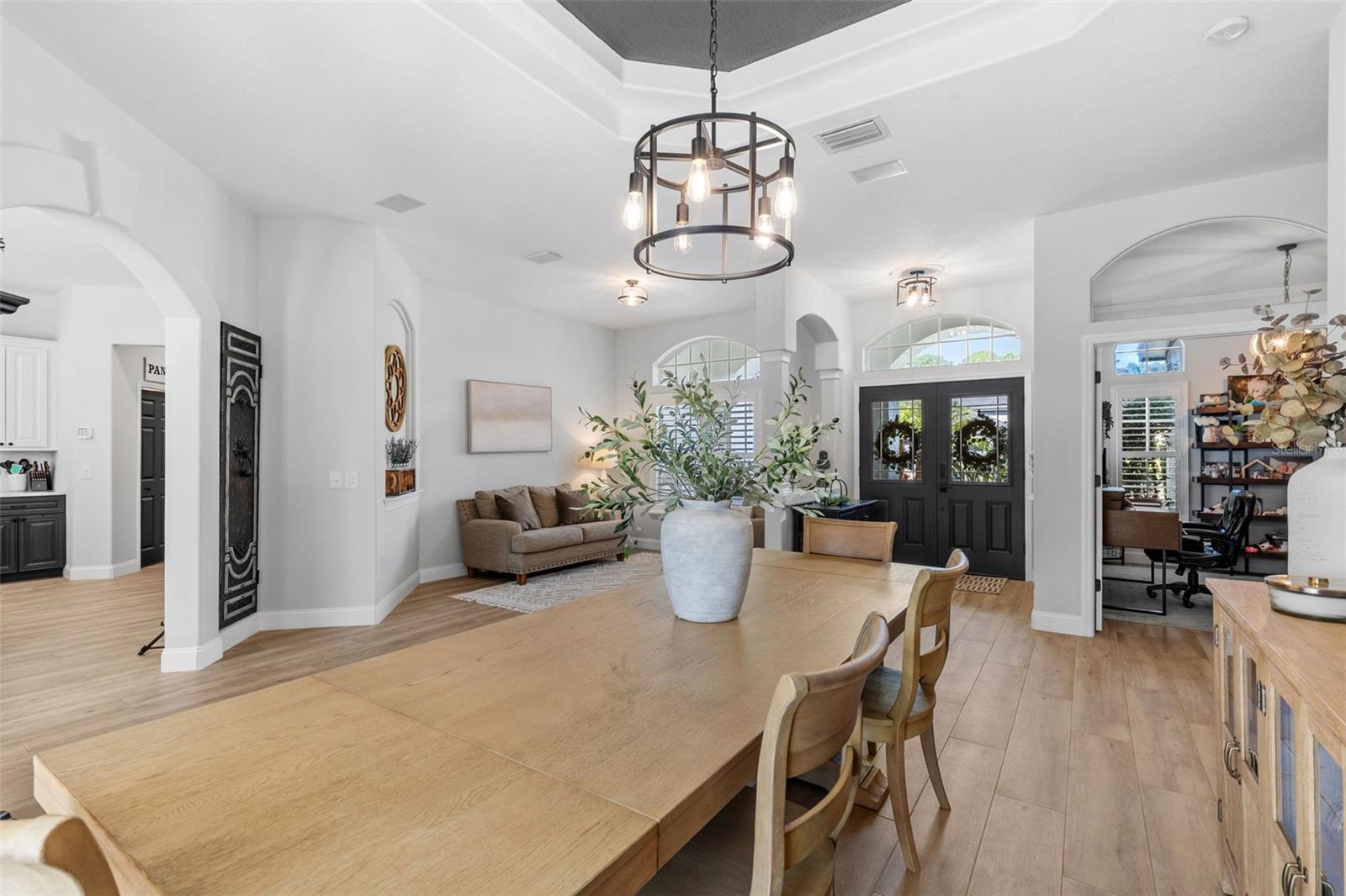 Listing photo id 15 for 16715 Eagle Oak Drive