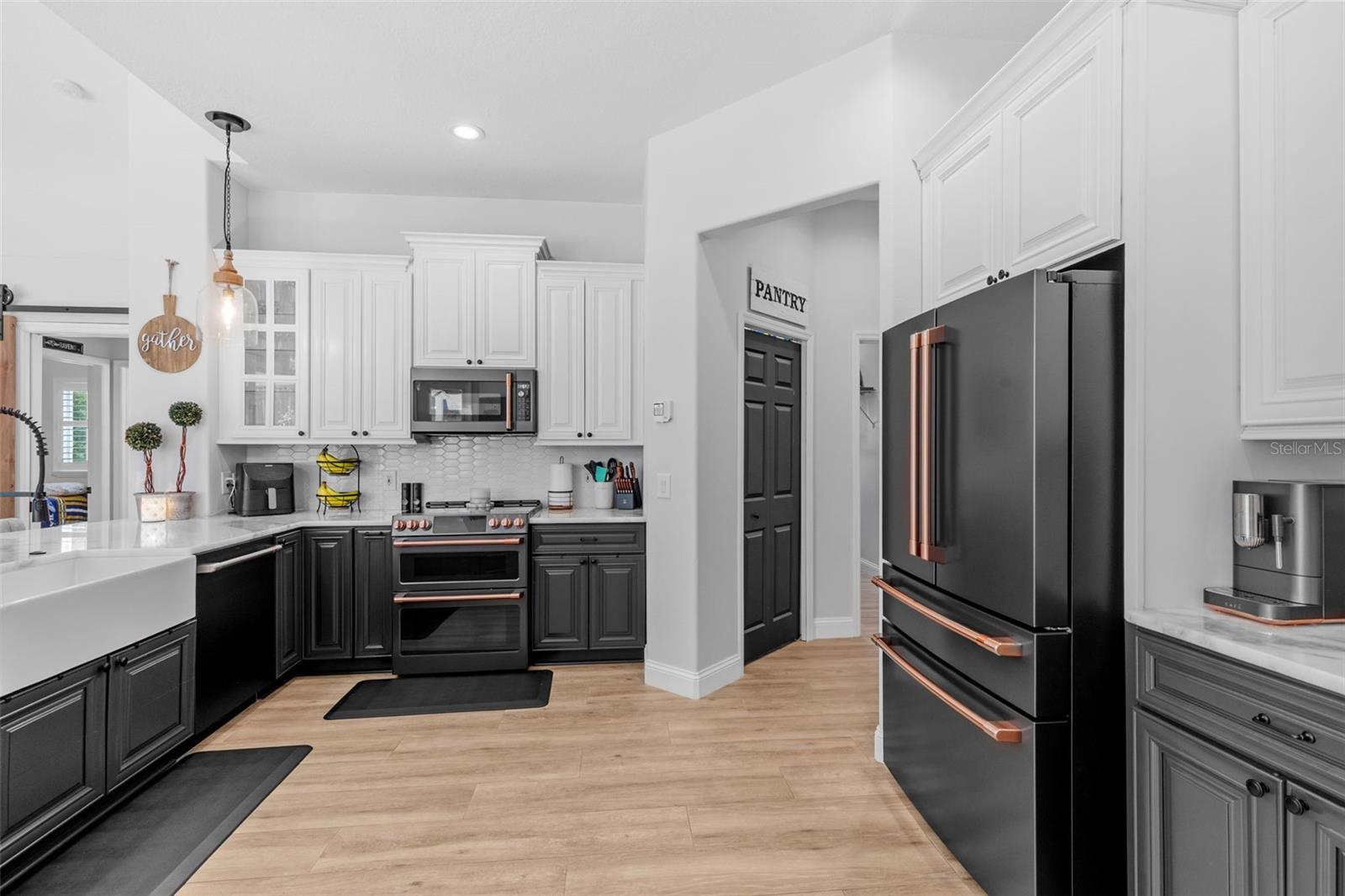 Listing photo id 19 for 16715 Eagle Oak Drive