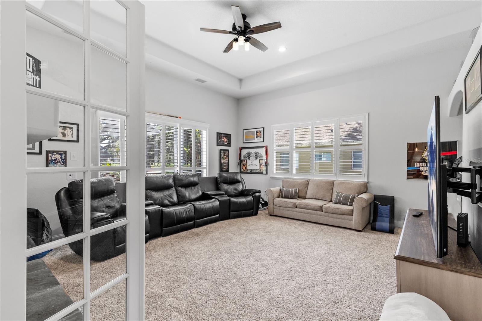 Listing photo id 43 for 16715 Eagle Oak Drive