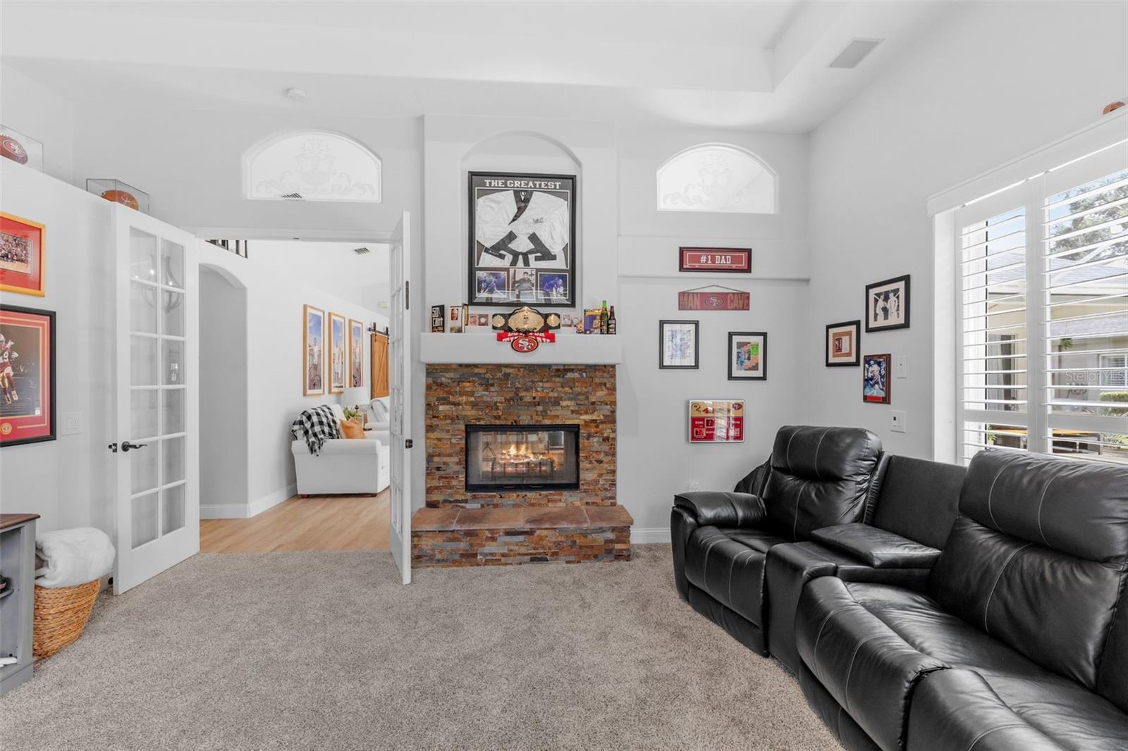 Listing photo id 46 for 16715 Eagle Oak Drive