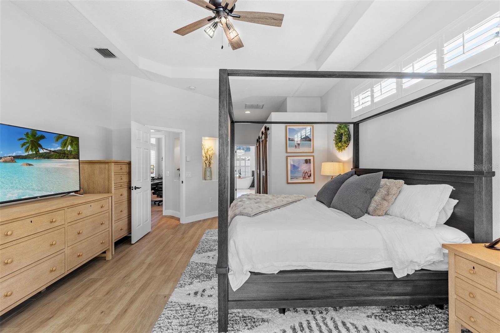 Listing photo id 51 for 16715 Eagle Oak Drive