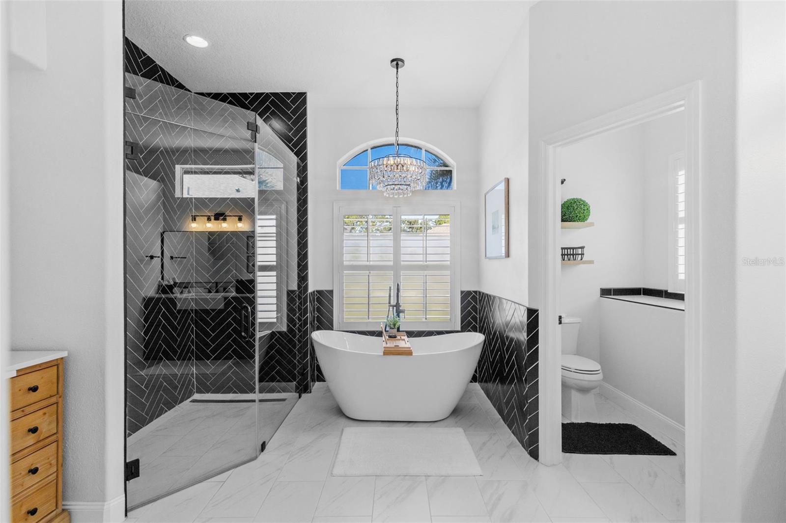 Listing photo id 53 for 16715 Eagle Oak Drive