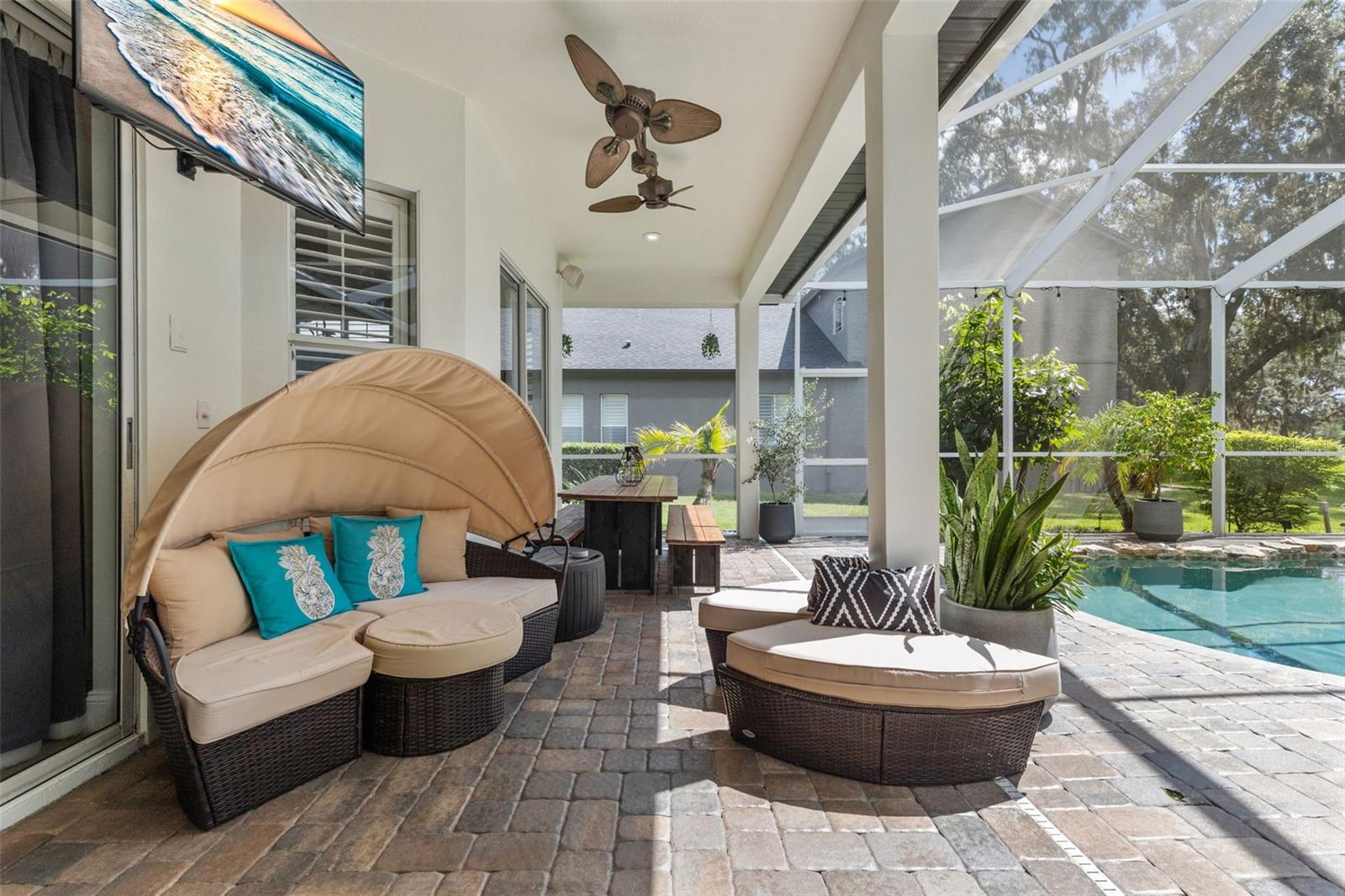 Listing photo id 57 for 16715 Eagle Oak Drive