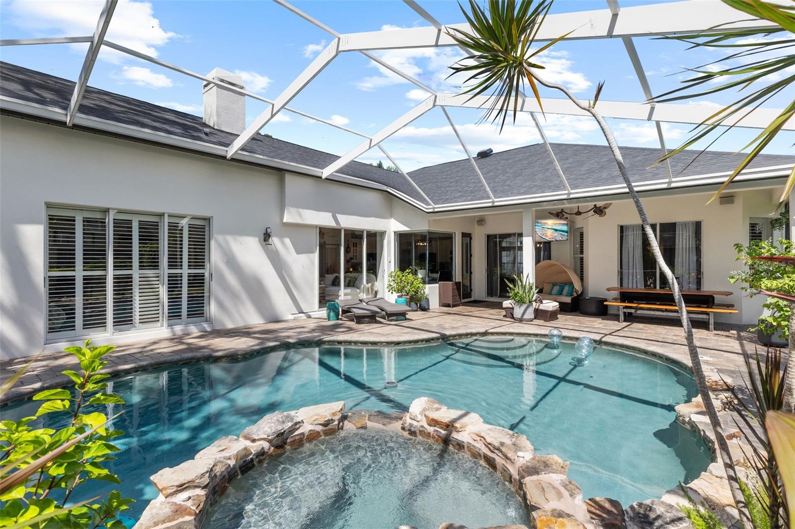 Listing photo id 64 for 16715 Eagle Oak Drive