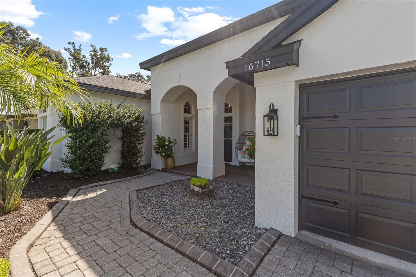 Listing photo id 5 for 16715 Eagle Oak Drive