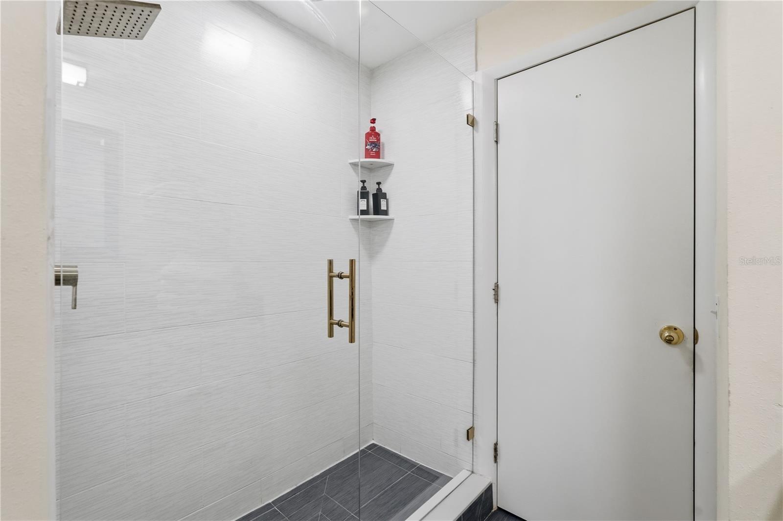 Image 23 of 37 For 764 Forest Glen Road