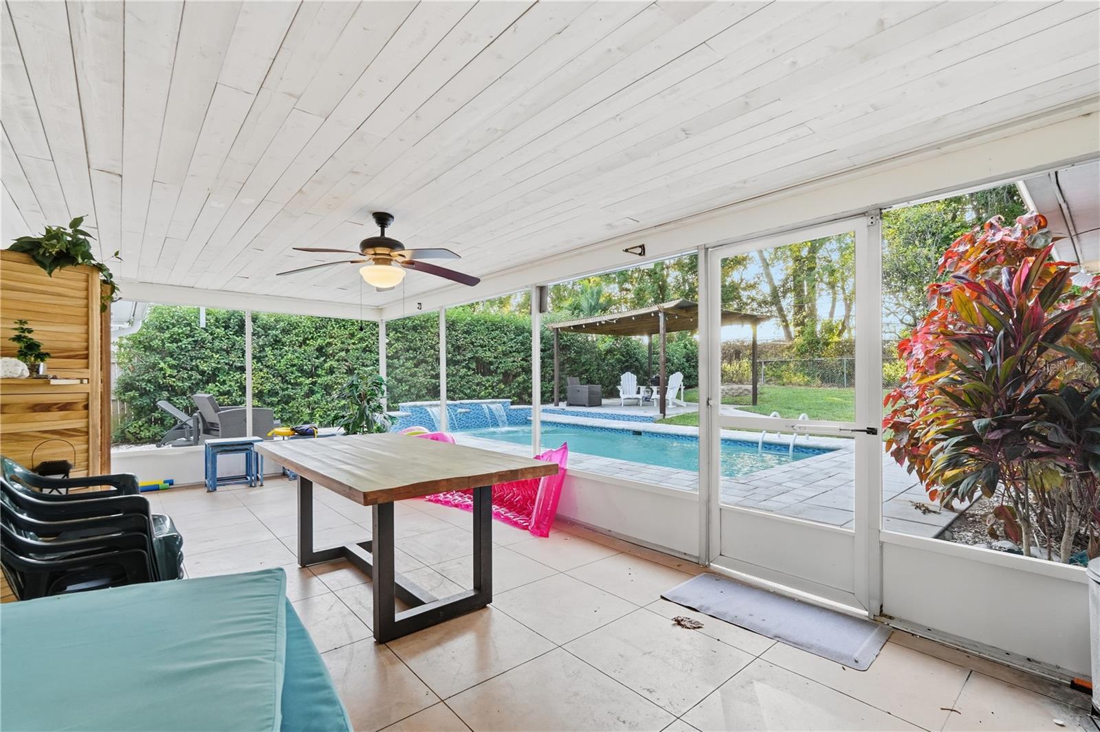 Image 26 of 37 For 764 Forest Glen Road