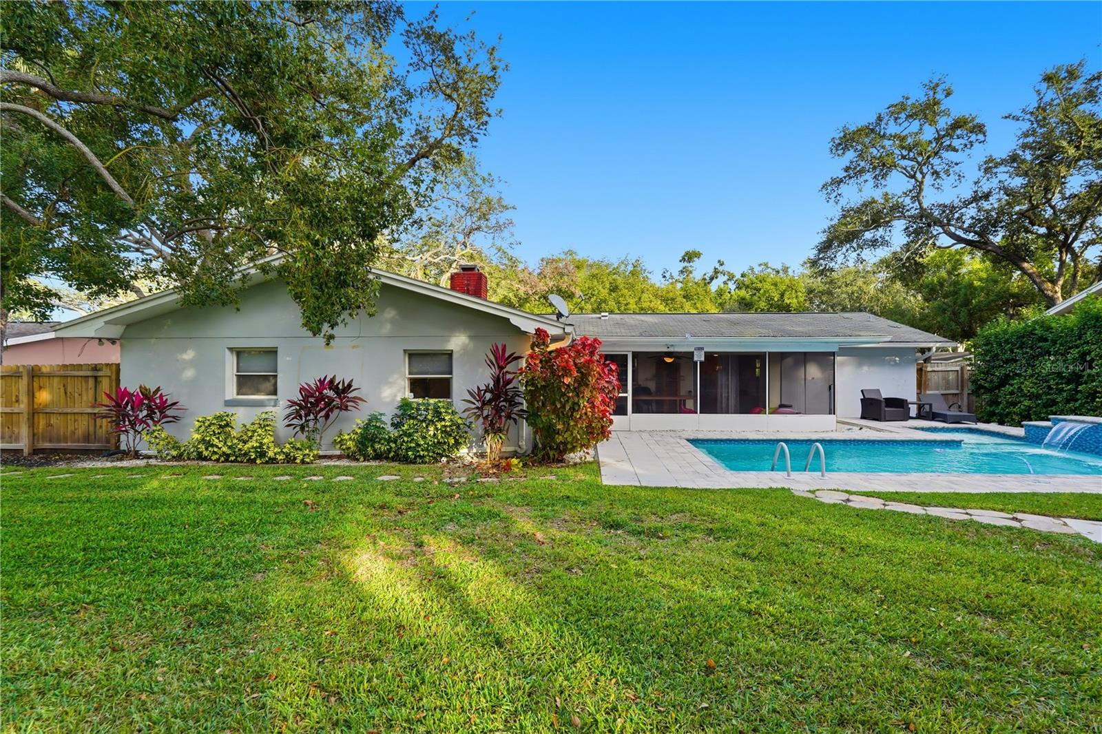 Image 32 of 37 For 764 Forest Glen Road