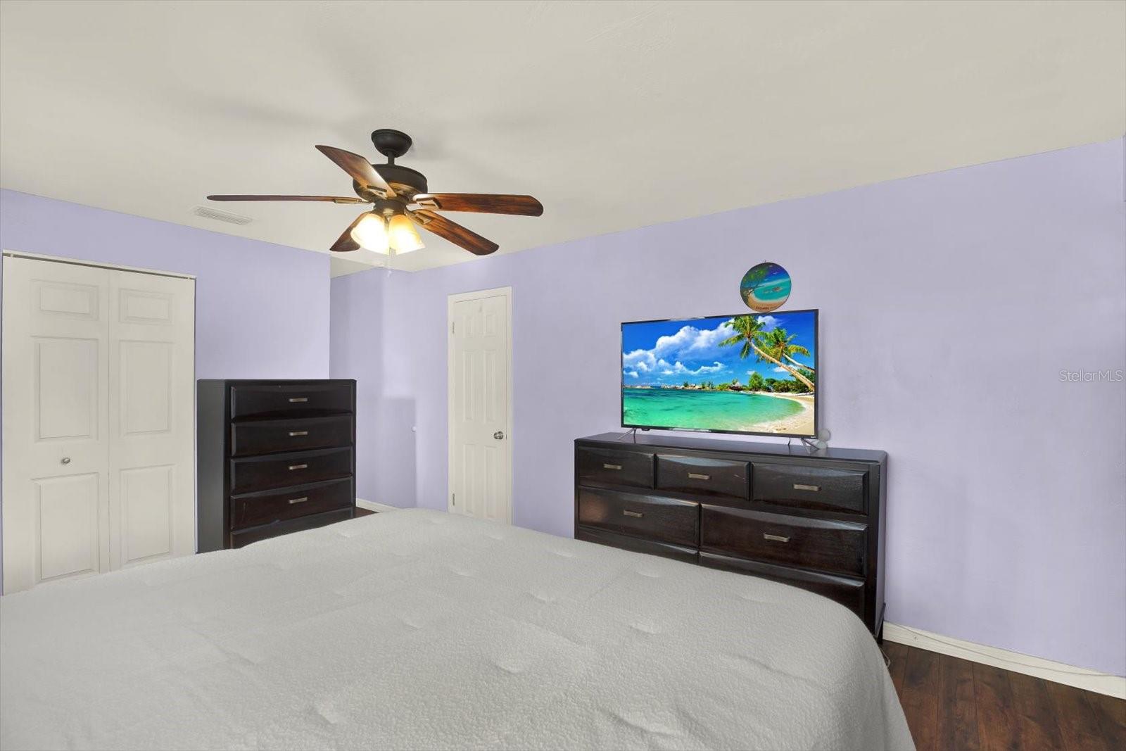 Image 14 of 34 For 7395 18th Street N