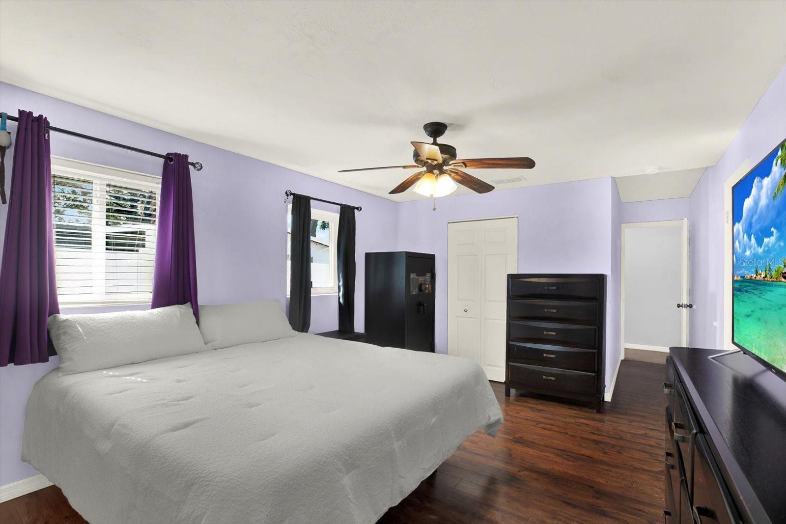 Image 15 of 34 For 7395 18th Street N