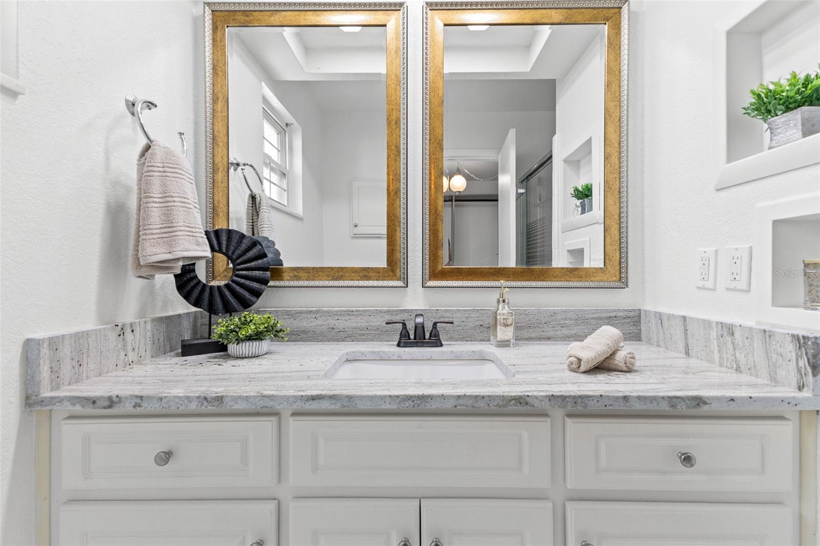 Image 46 of 67 For 4000 14th Way Ne