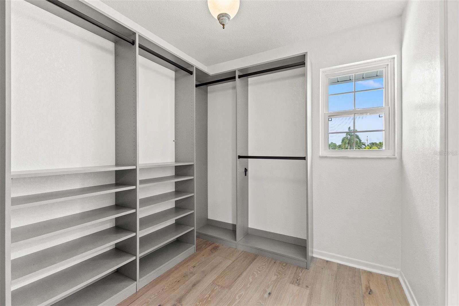 Image 47 of 67 For 4000 14th Way Ne