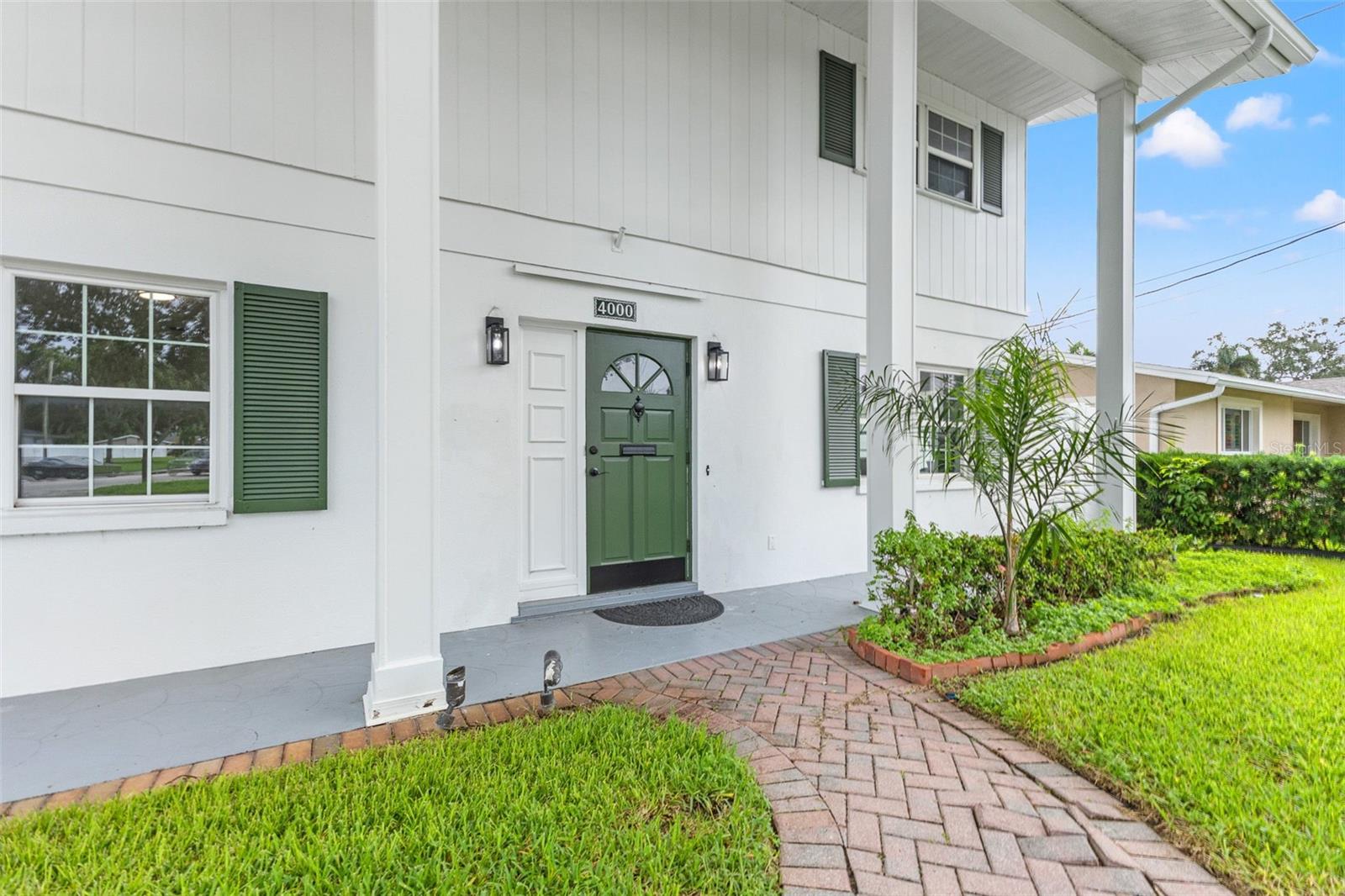 Image 5 of 67 For 4000 14th Way Ne