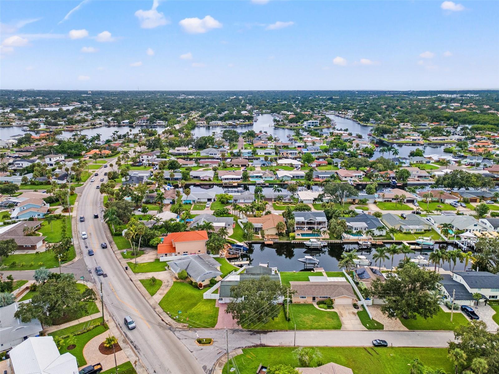 Image 62 of 67 For 4000 14th Way Ne