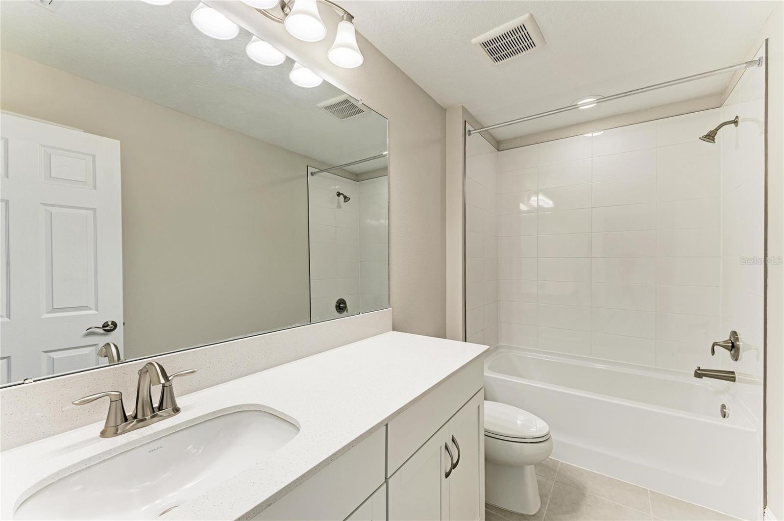 Image 22 of 35 For 10148 Surrey Rose Drive