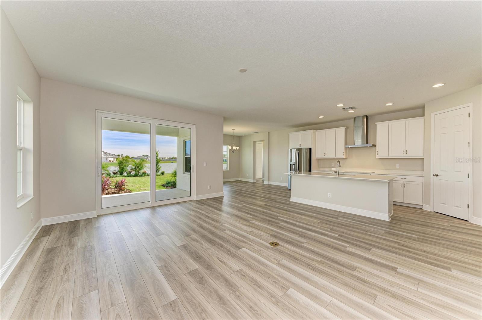 Image 3 of 35 For 10148 Surrey Rose Drive