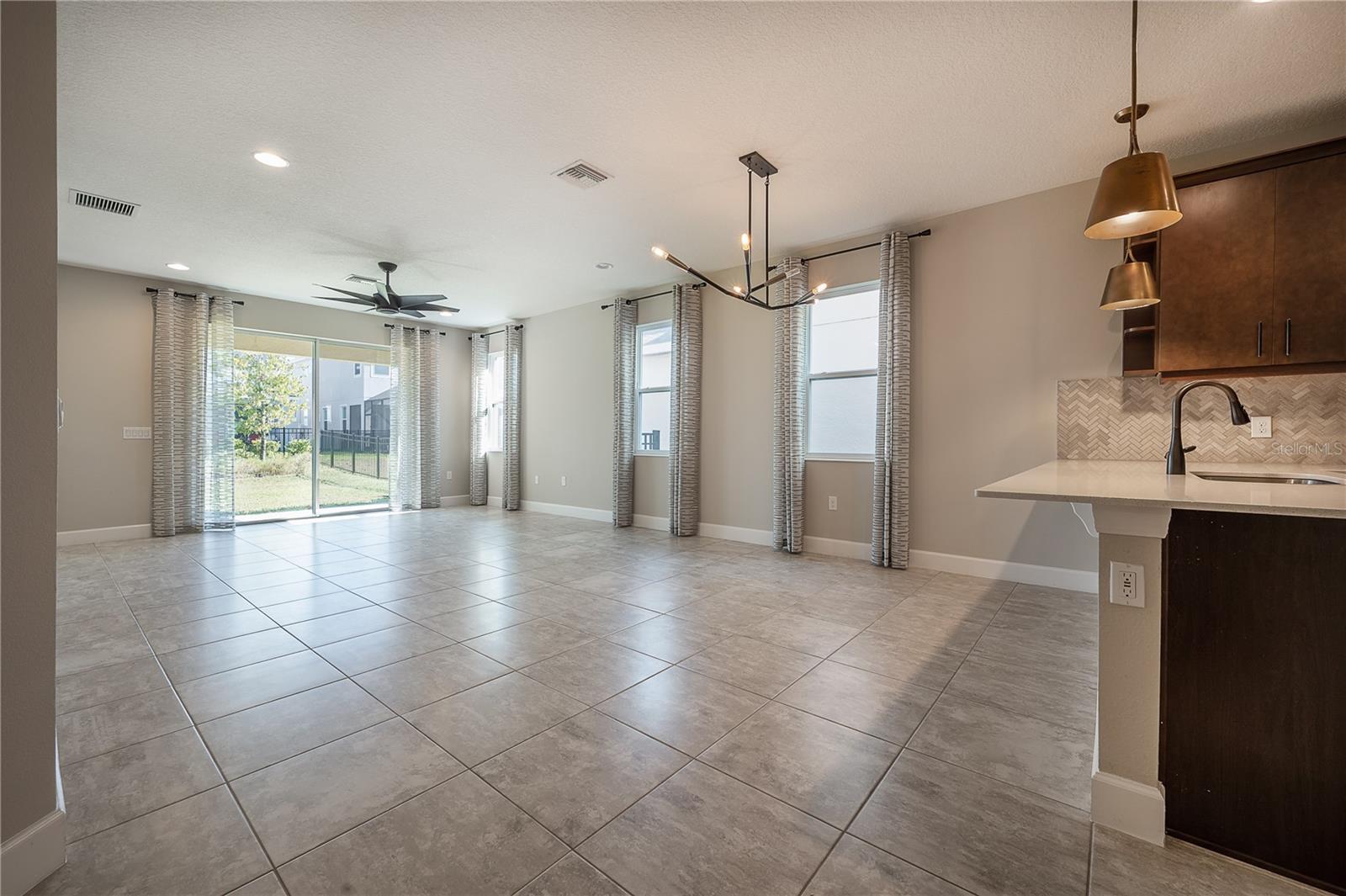 Image 12 of 63 For 7212 Paradiso Drive