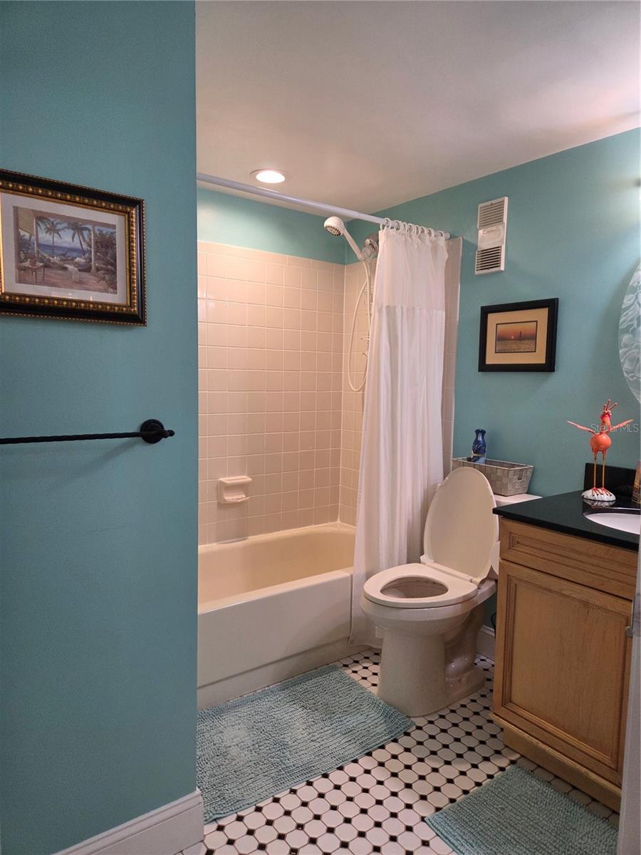 Image 19 of 41 For 1515 Pinellas Bayway S  A6