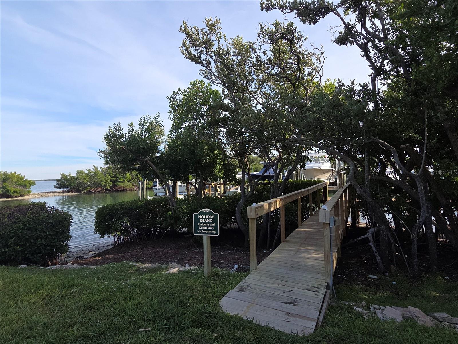 Image 31 of 41 For 1515 Pinellas Bayway S  A6