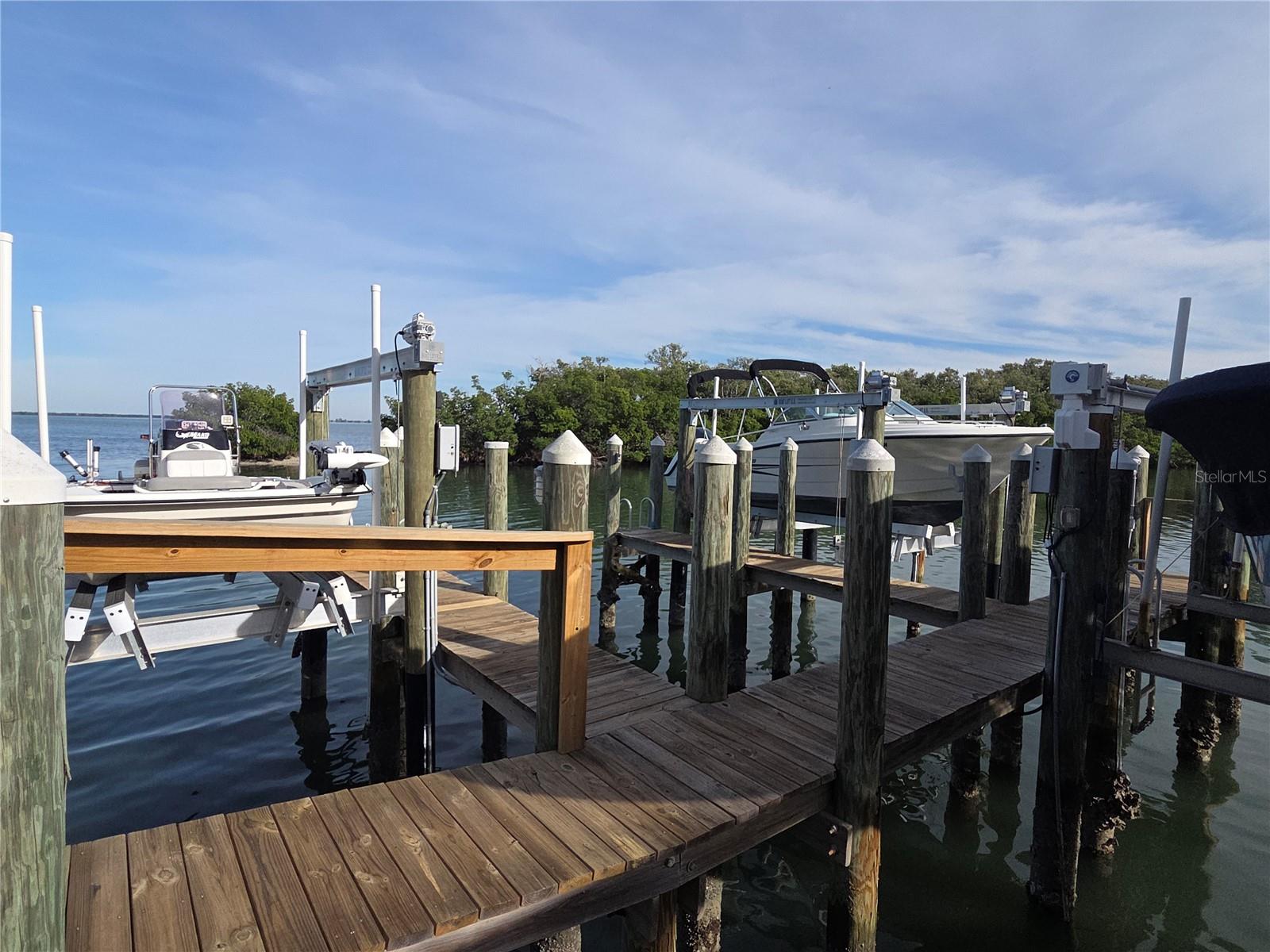 Image 33 of 41 For 1515 Pinellas Bayway S  A6