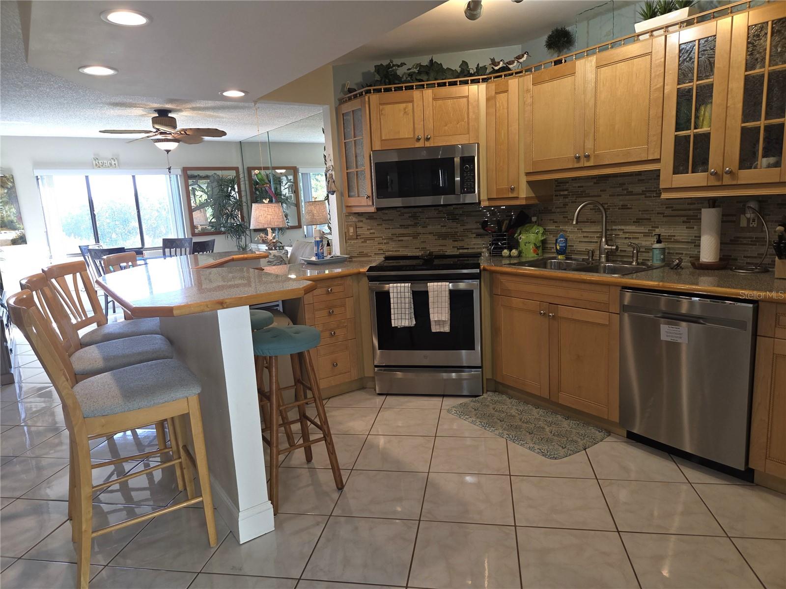 Image 5 of 41 For 1515 Pinellas Bayway S  A6