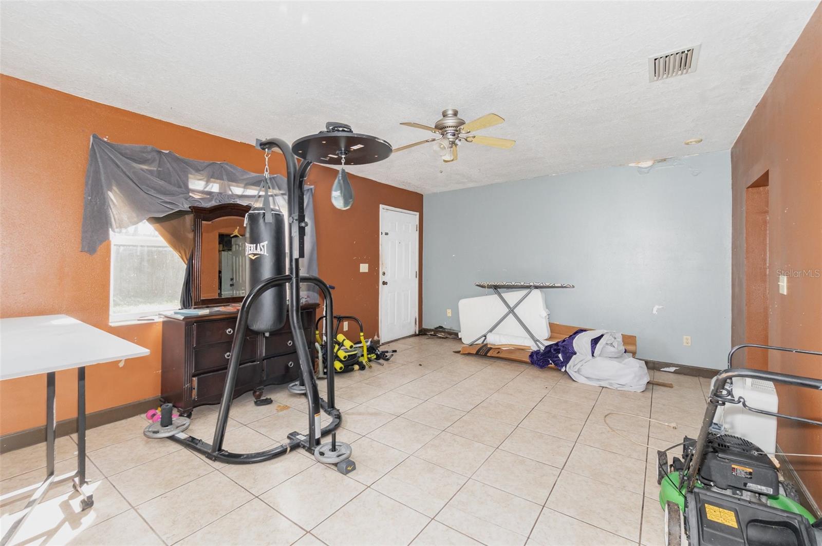 Image 19 of 34 For 4506 Lake Lawne Avenue