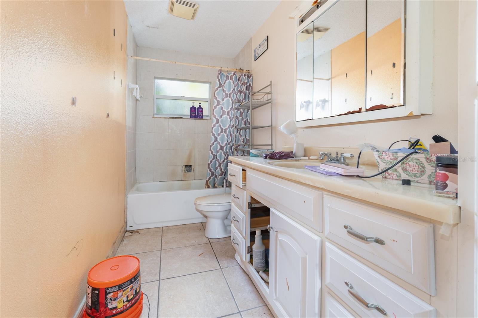 Image 20 of 34 For 4506 Lake Lawne Avenue