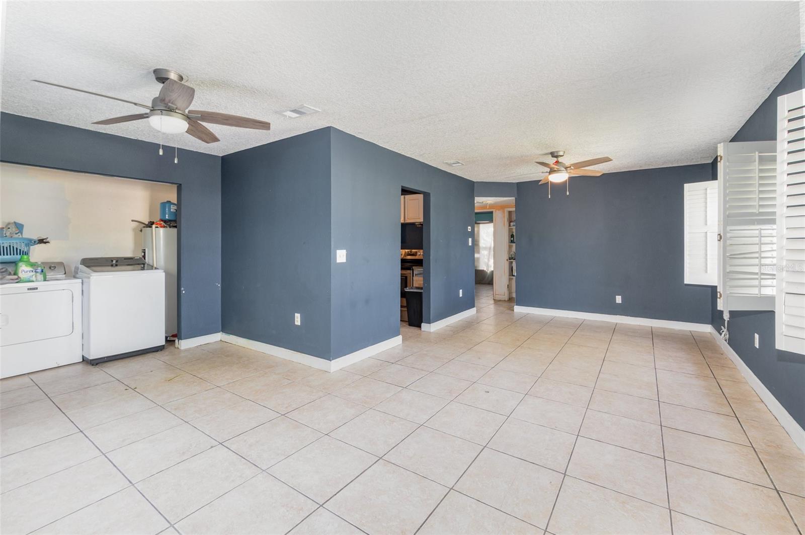 Image 5 of 34 For 4506 Lake Lawne Avenue