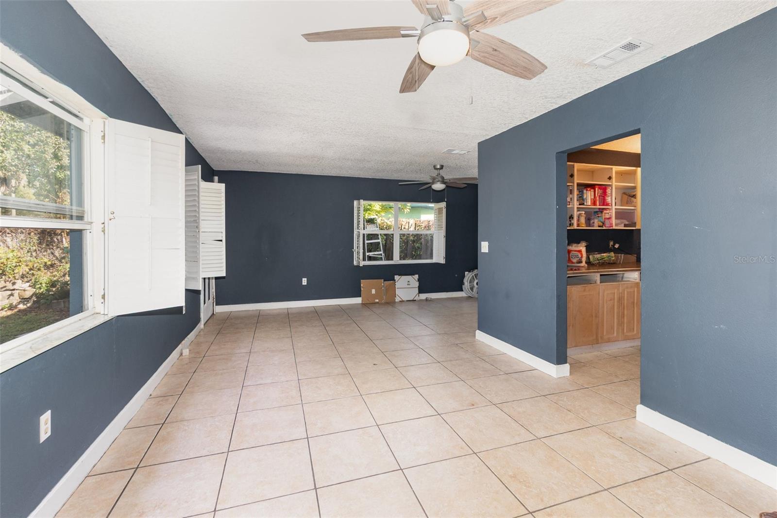 Image 7 of 34 For 4506 Lake Lawne Avenue