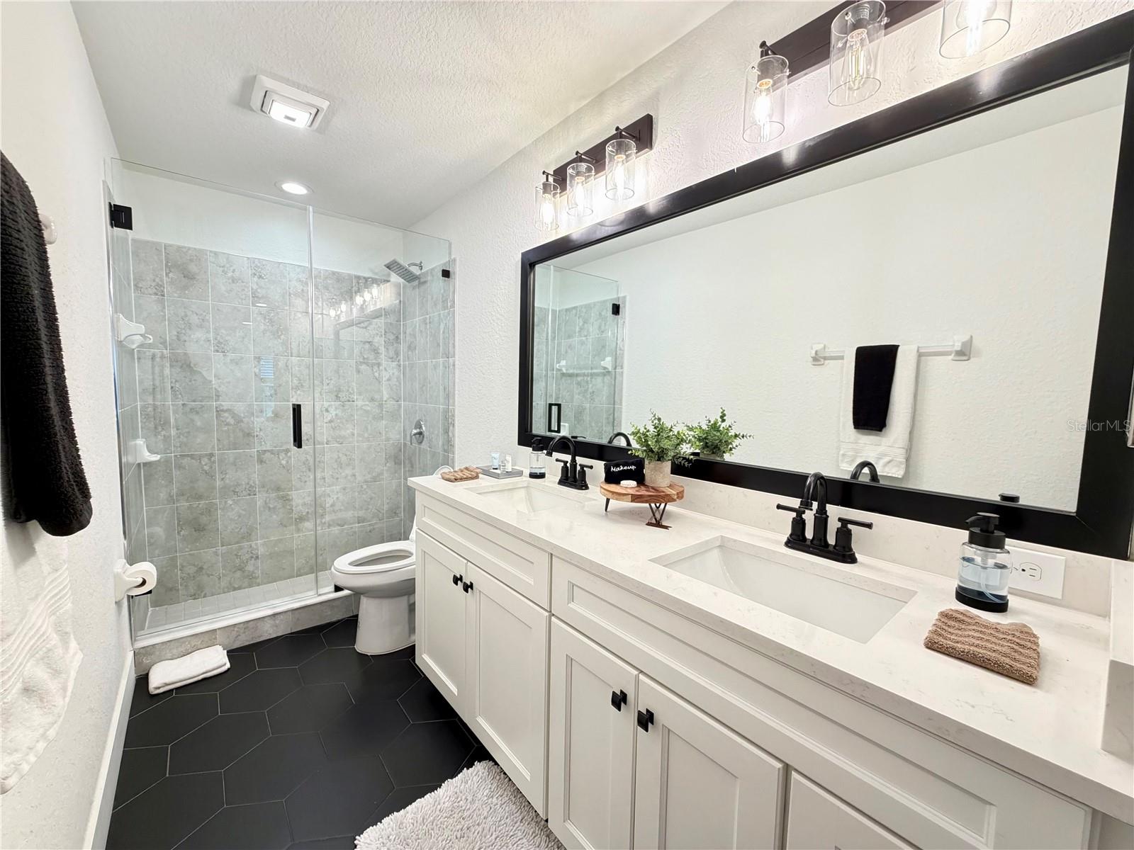 Image 13 of 23 For 329 Burrowing Owl Lane