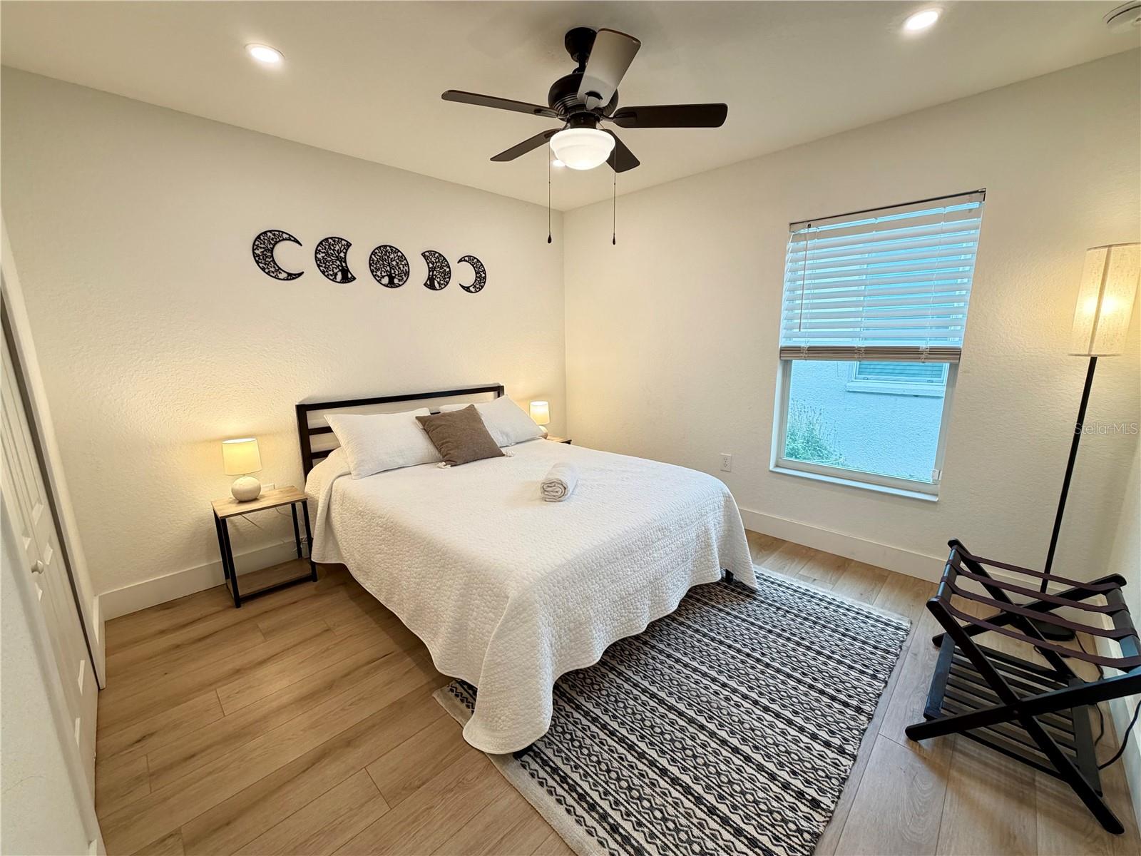 Image 17 of 23 For 329 Burrowing Owl Lane