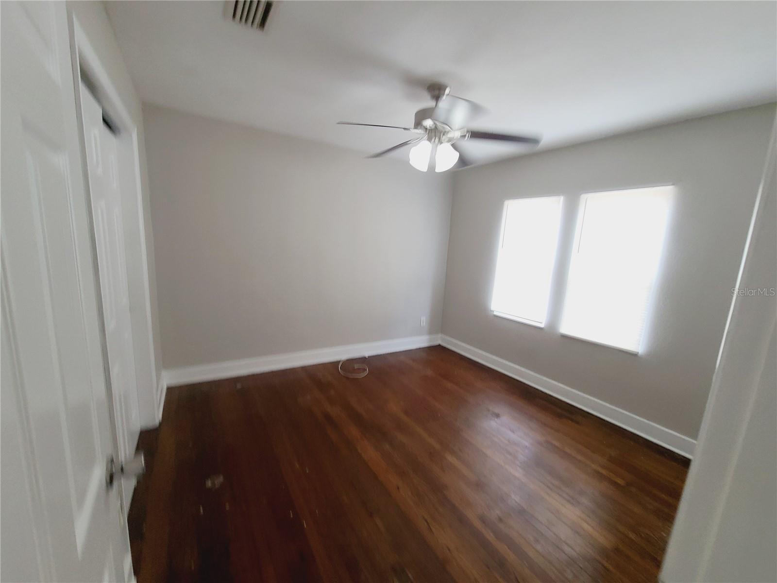 Image 12 of 36 For 4551 3rd Avenue S