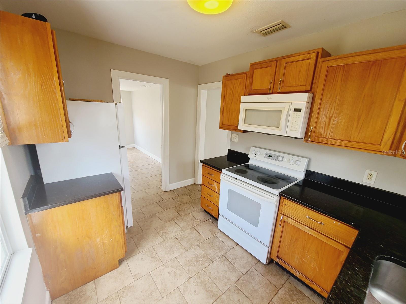 Image 17 of 36 For 4551 3rd Avenue S