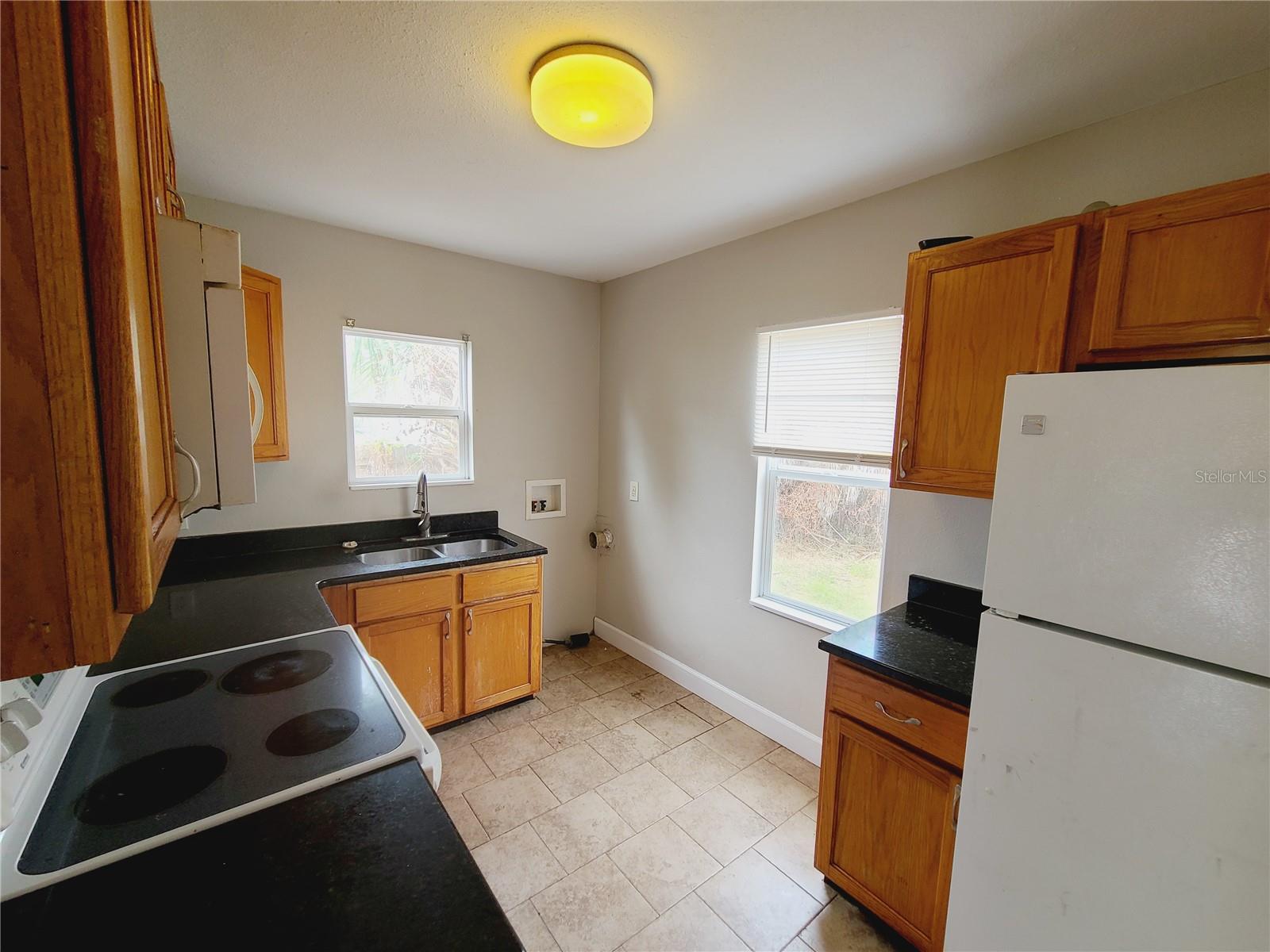 Image 23 of 36 For 4551 3rd Avenue S